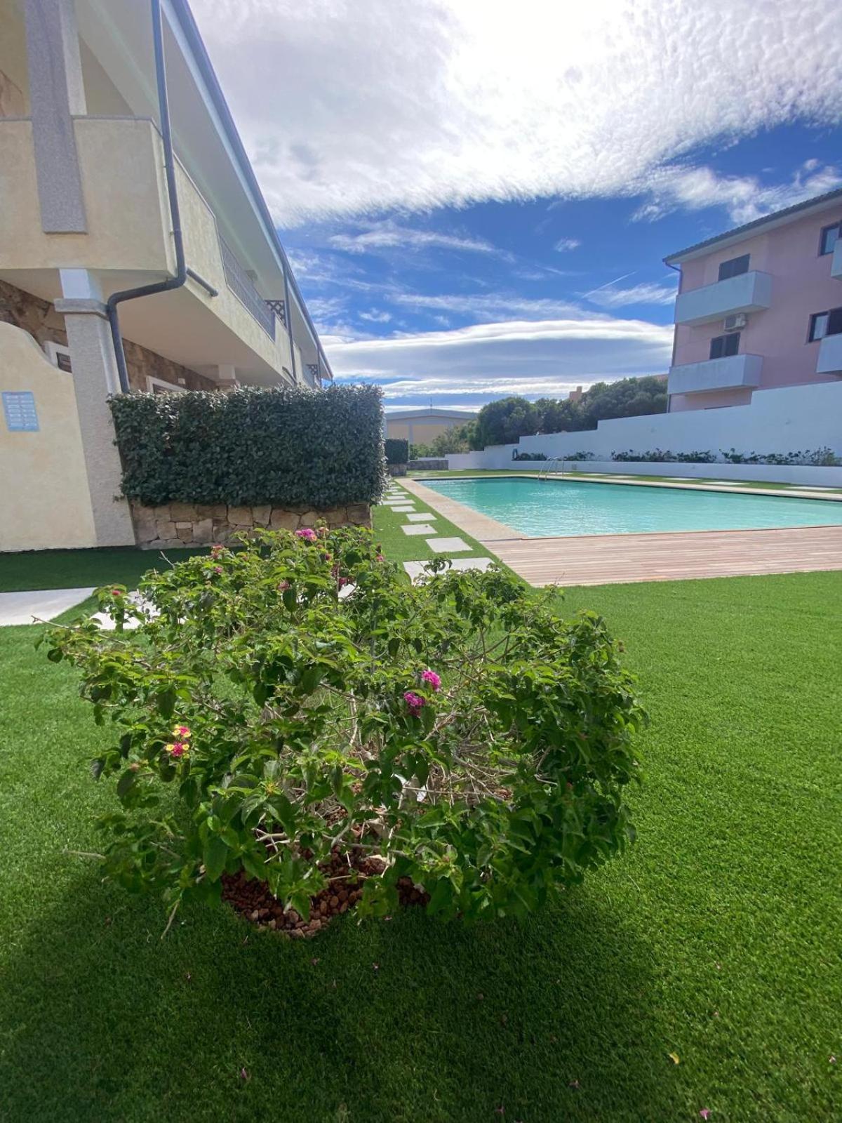 Le Perle Villa ปาเลา ภายนอก รูปภาพ